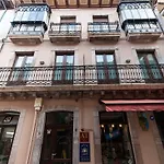 Turisticos Apartment *