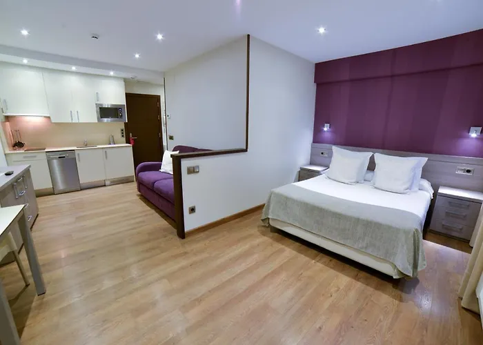 Turísticos * Llanes